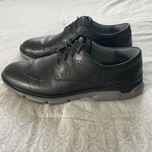 Johnston & Murphy XC4 Tanner Wingtip Shoes